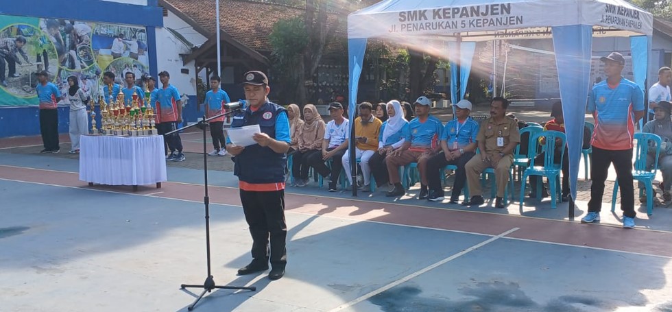 SMPN 3 Kepanjen All Out Rayakan HUT PGRI ke-80: Tim Voli dan Mini Soccer Unjuk Gigi di Kandang Sendiri